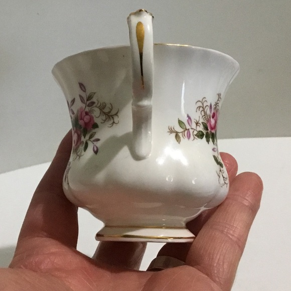 Vintage RARE Royal Albert Lavender Rose dainty footed teacup and saucer - Picture 7 of 13